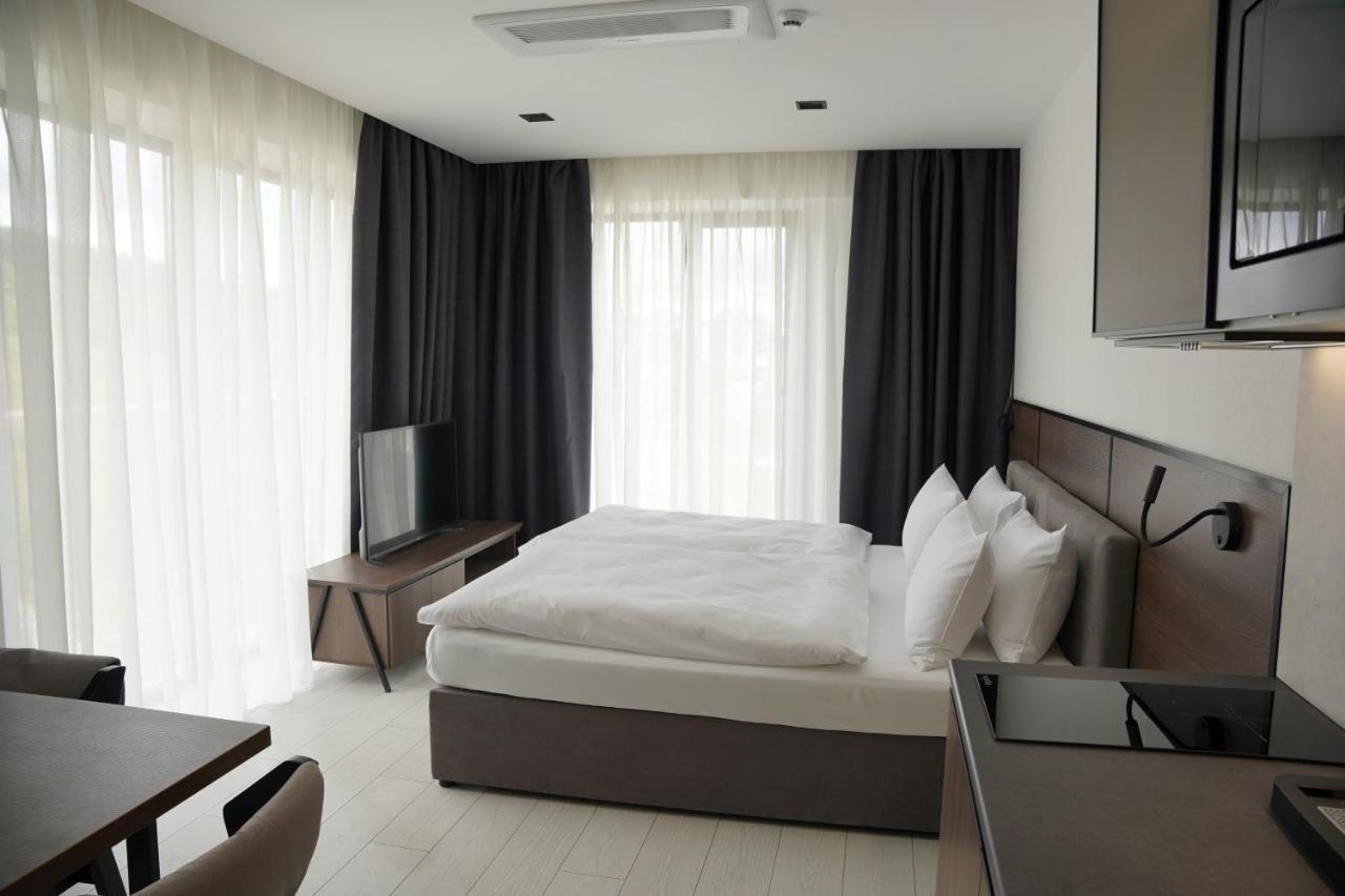 Buka Apart-Hotel & Spa Bukovel Ngoại thất bức ảnh